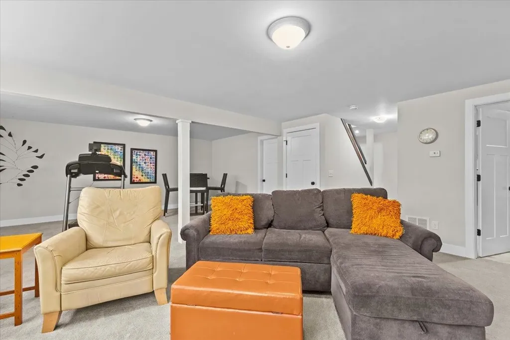 79 Webster Ridge Shelburne VT 05482