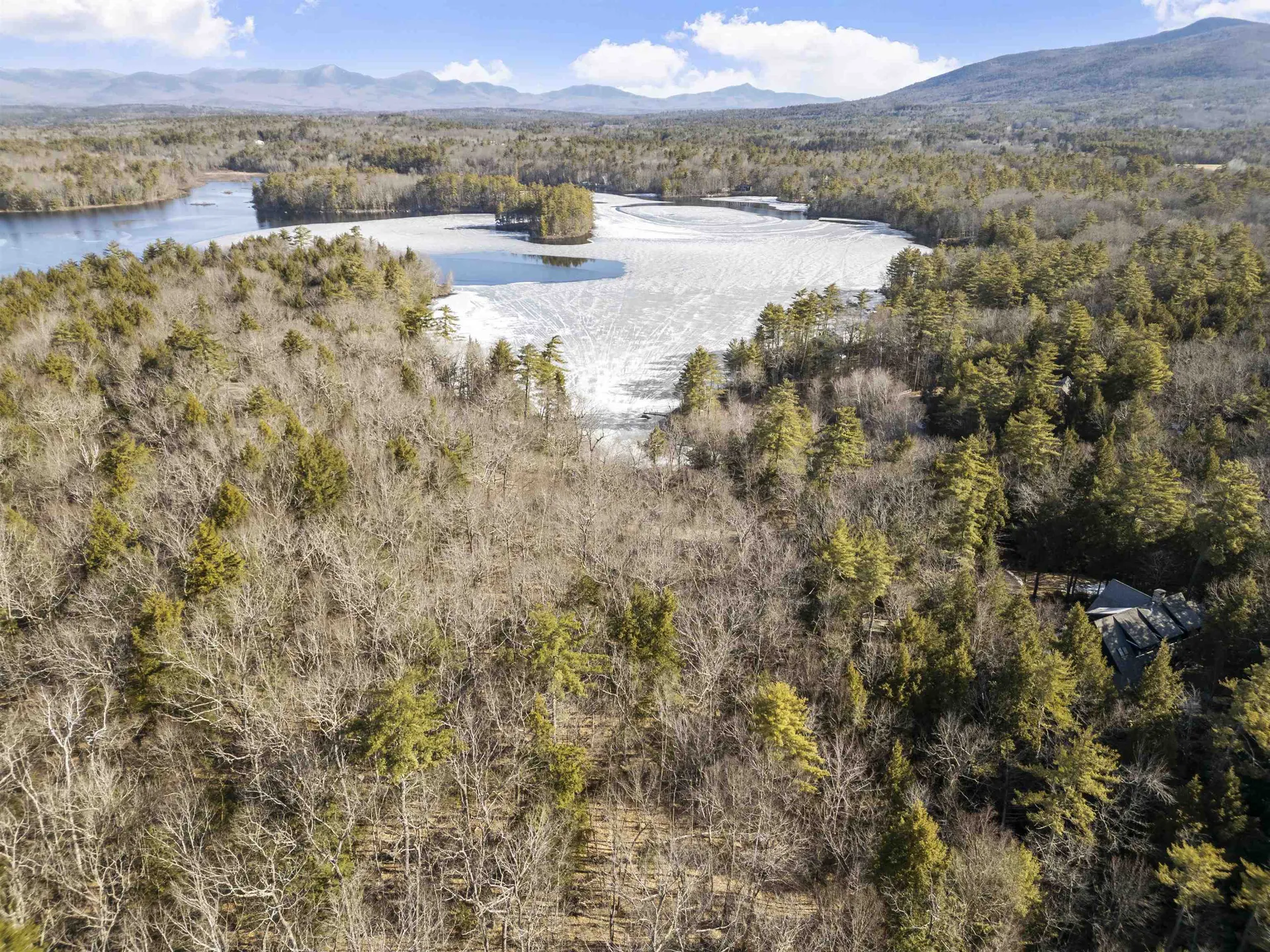 Moose Walk Moultonborough NH 03254