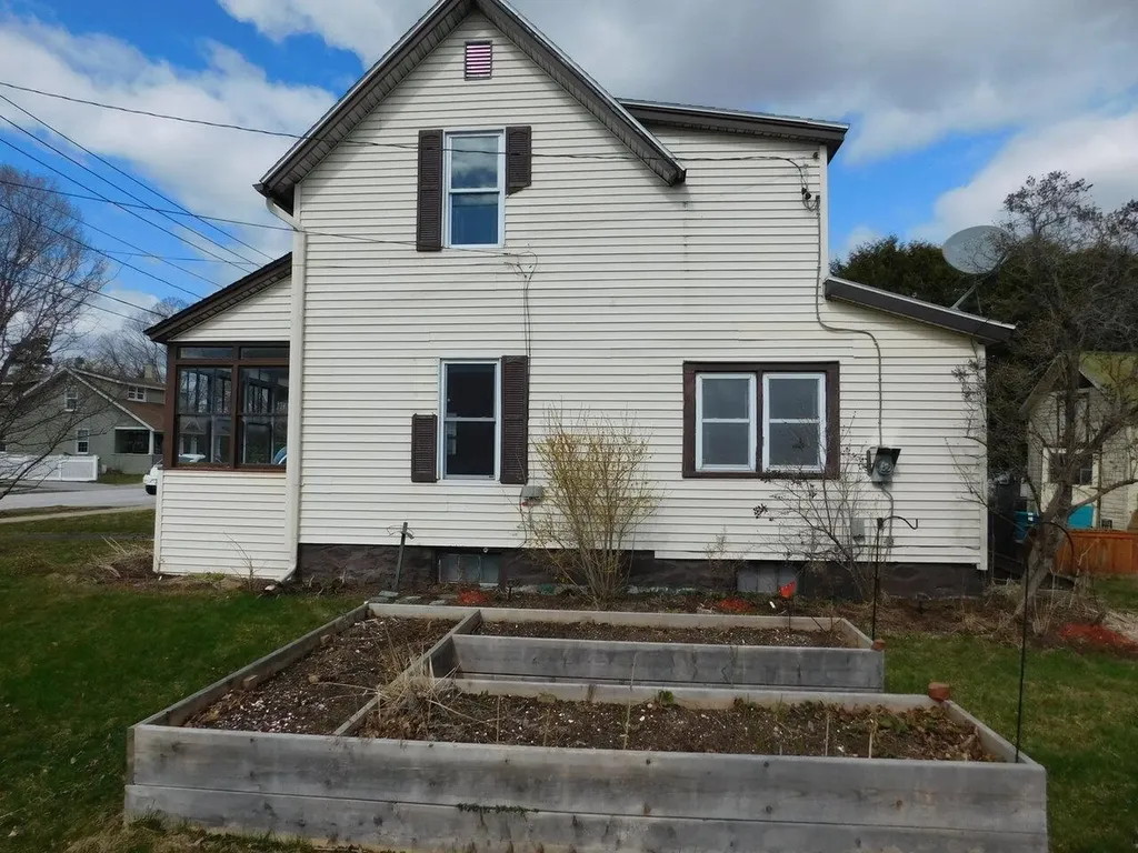8 Fourth Street Swanton VT 05488