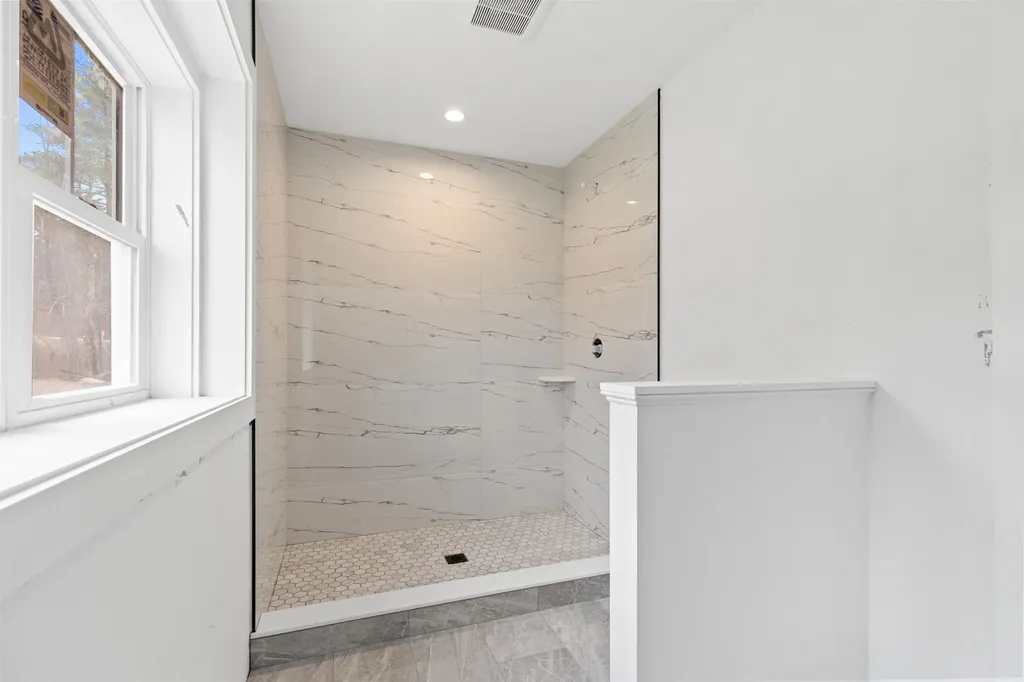 3114 Parade Road Laconia NH 03246