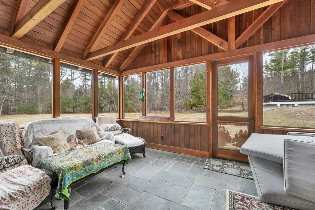 117 Hayes Road Alton NH 03809