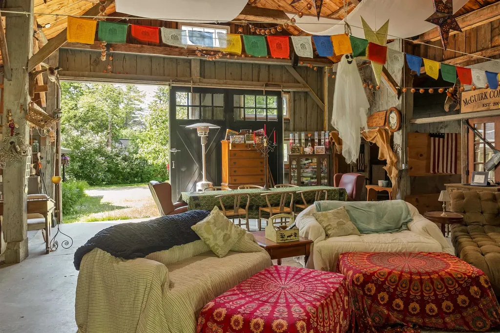 117 Hayes Road Alton NH 03809