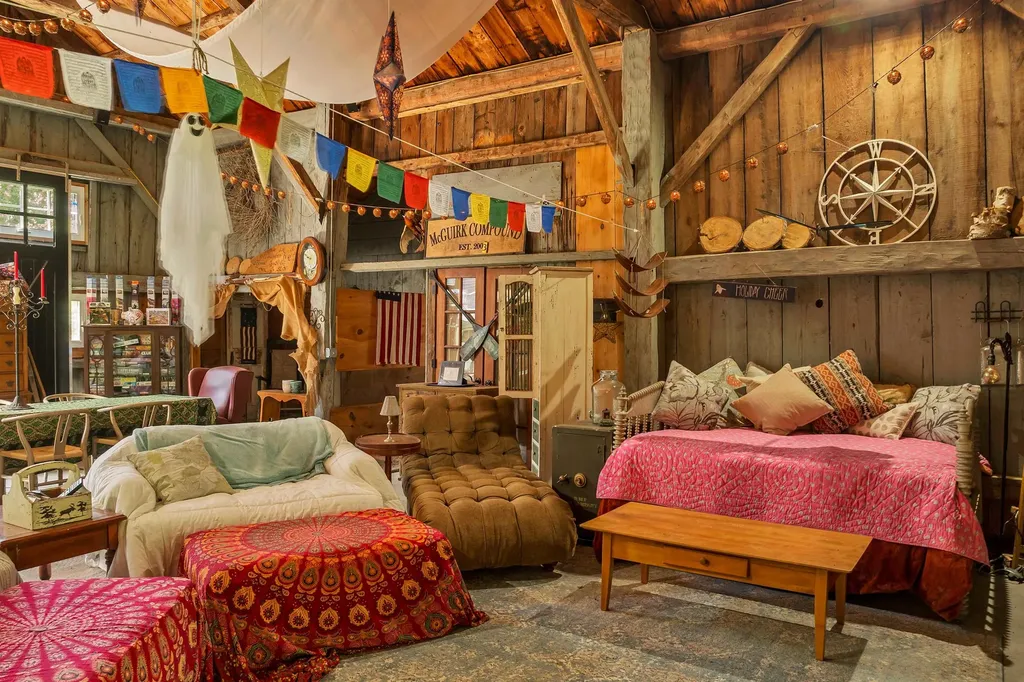 117 Hayes Road Alton NH 03809