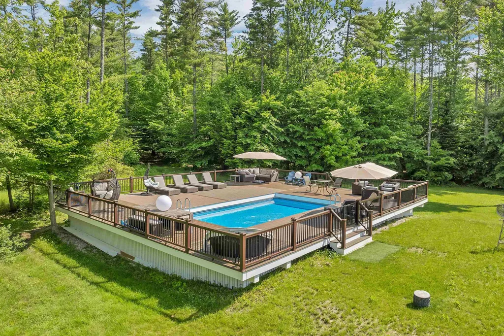 117 Hayes Road Alton NH 03809