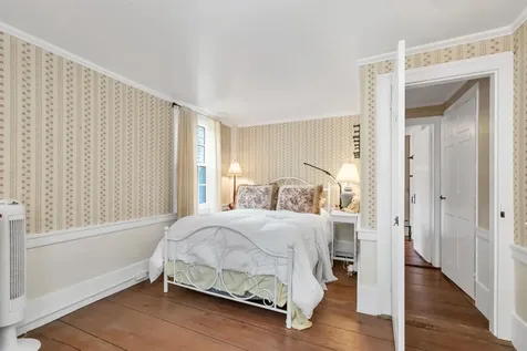 117 Hayes Road Alton NH 03809