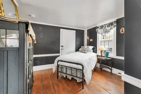 117 Hayes Road Alton NH 03809