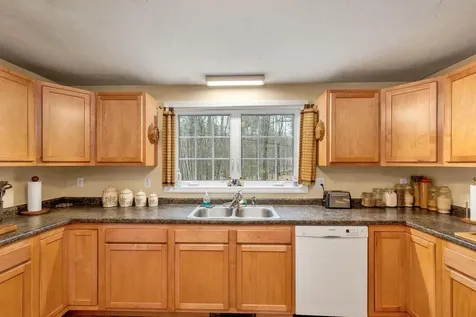 110 Canterbury Shore Drive Canterbury NH 03224