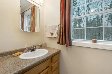 110 Canterbury Shore Drive Canterbury NH 03224