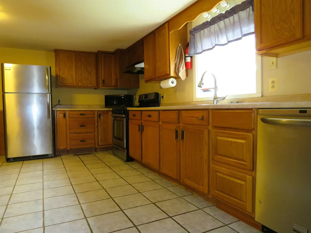 625 Plain Road Hinsdale NH 03451