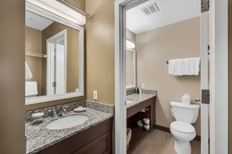 217 Qtr. 3,89 Grand Summit Way Dover VT 05356