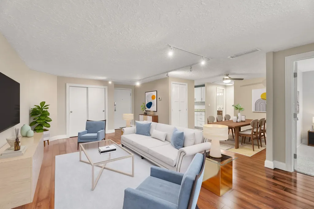 55 River Road Manchester NH 03104