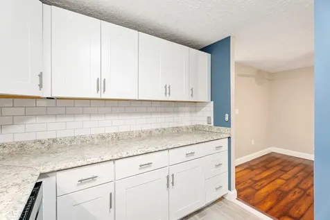 55 River Road Manchester NH 03104