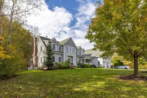 9 Hoyt Pond Road Madbury NH 03823