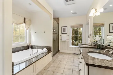 9 Hoyt Pond Road Madbury NH 03823