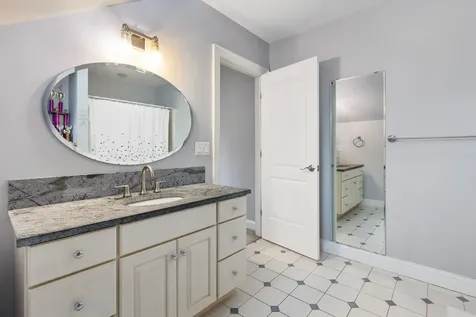 9 Hoyt Pond Road Madbury NH 03823
