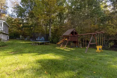 9 Hoyt Pond Road Madbury NH 03823