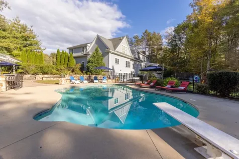 9 Hoyt Pond Road Madbury NH 03823
