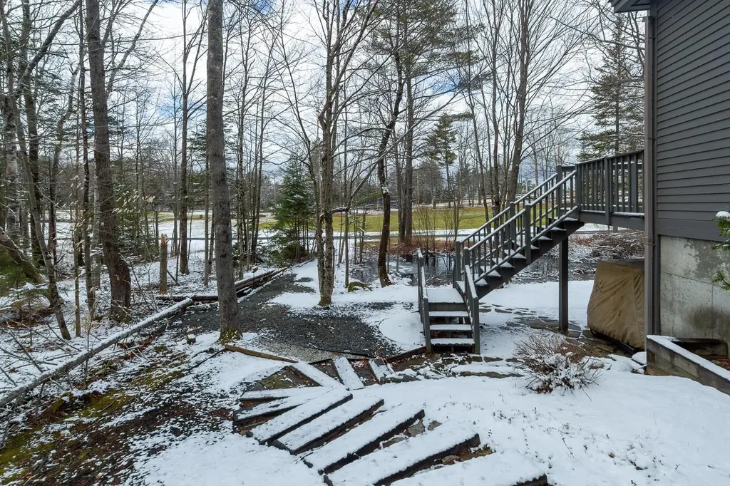 57 Greensward Drive Grantham NH 03753