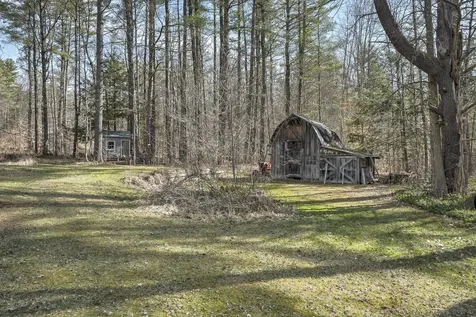 13 Banks Road Gilsum NH 03448