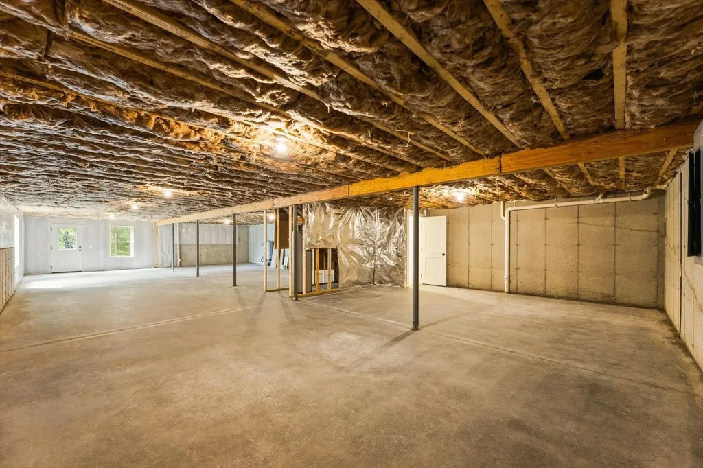 7 Spring Hill Road Hancock NH 03449