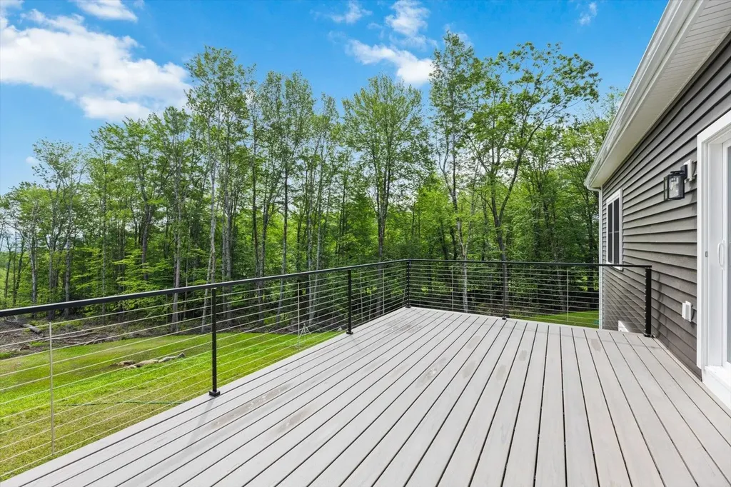 7 Spring Hill Road Hancock NH 03449