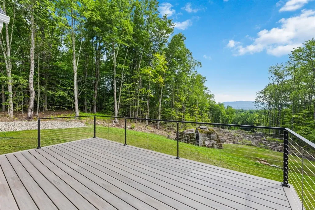 7 Spring Hill Road Hancock NH 03449