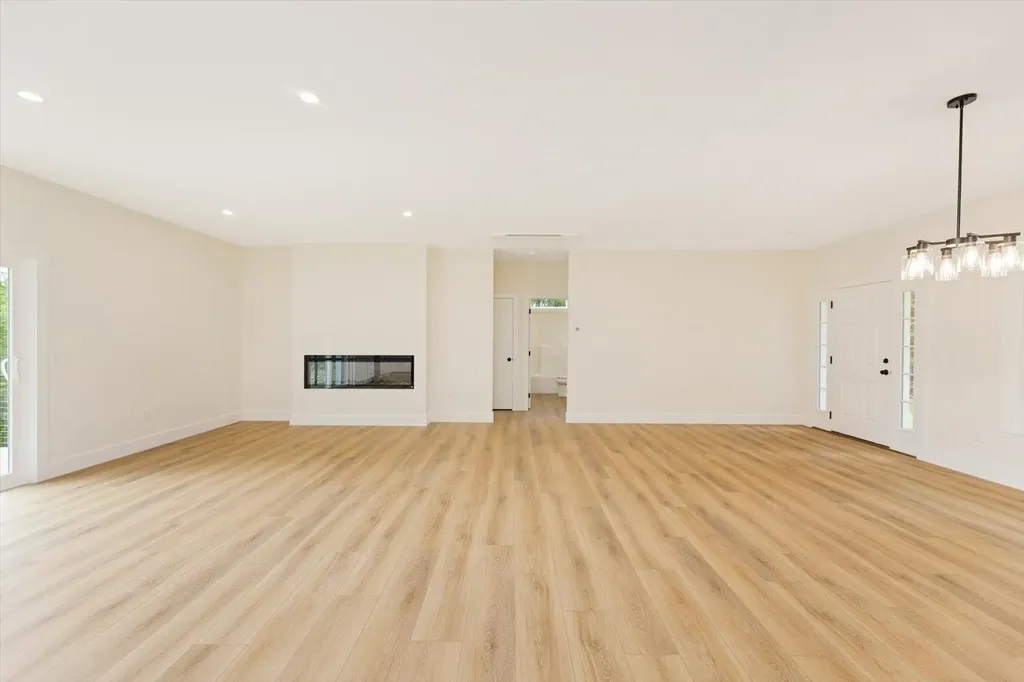 7 Spring Hill Road Hancock NH 03449