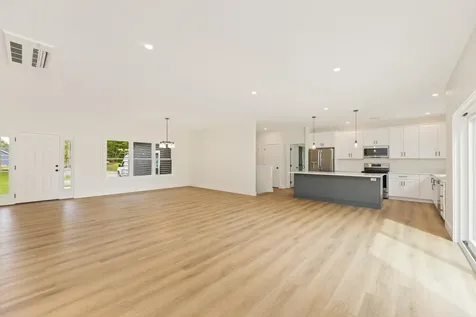 7 Spring Hill Road Hancock NH 03449