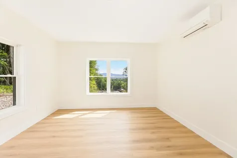 7 Spring Hill Road Hancock NH 03449