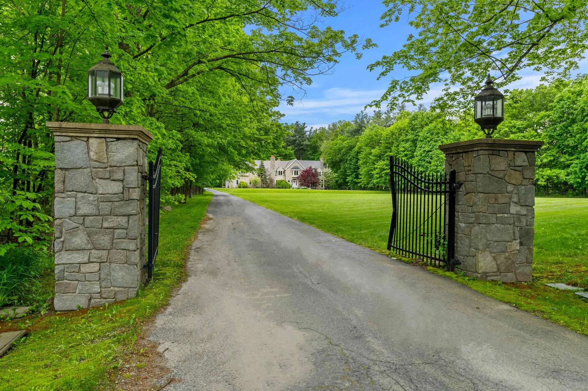 15 Richardson Road Hollis NH 03049