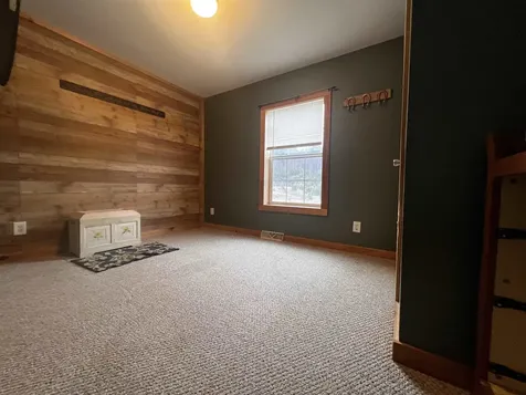 140 Deer Creek Lane St. Johnsbury VT 05819-8103