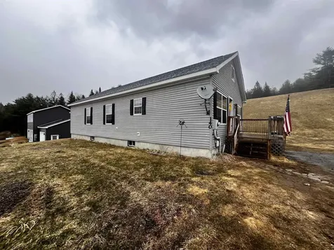 140 Deer Creek Lane St. Johnsbury VT 05819-8103