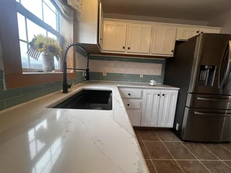 140 Deer Creek Lane St. Johnsbury VT 05819-8103