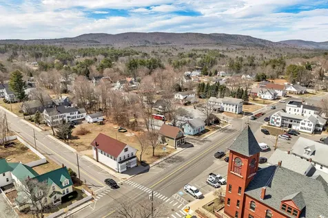 119 Main Street Alton NH 03809