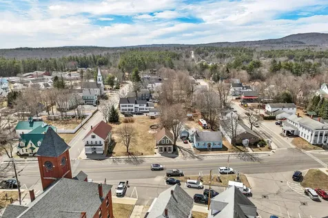 119 Main Street Alton NH 03809