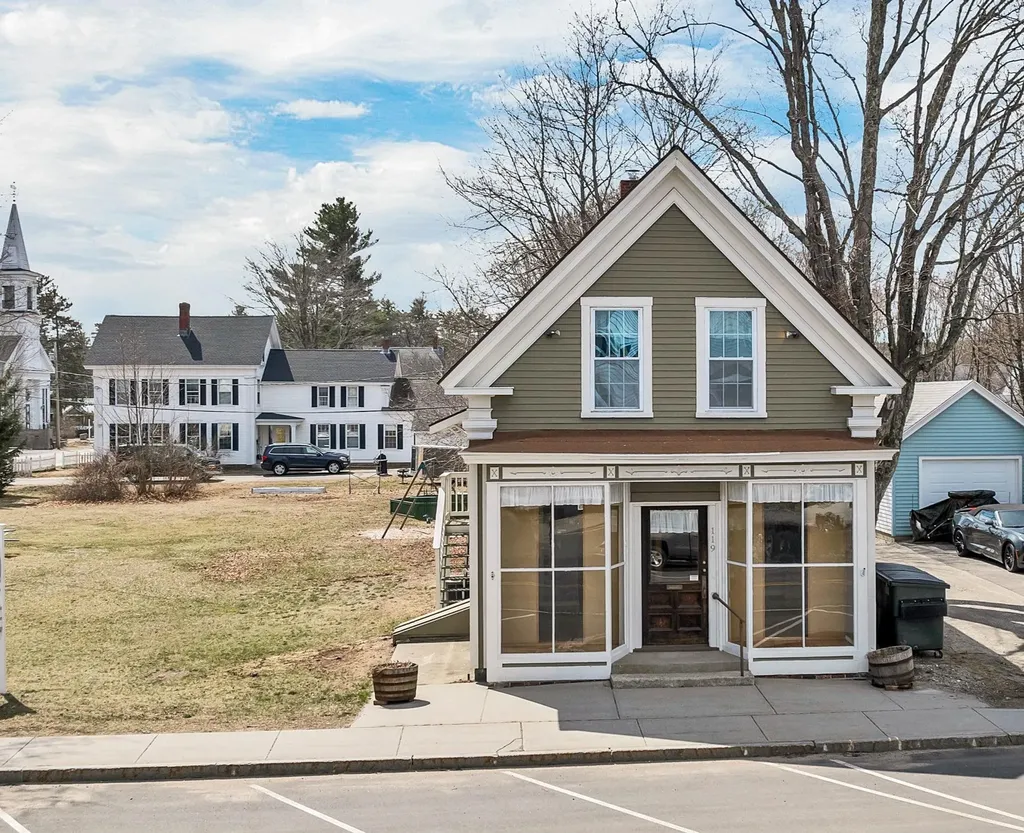 119 Main Street Alton NH 03809