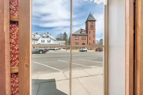 119 Main Street Alton NH 03809