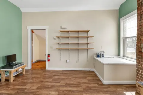 119 Main Street Alton NH 03809