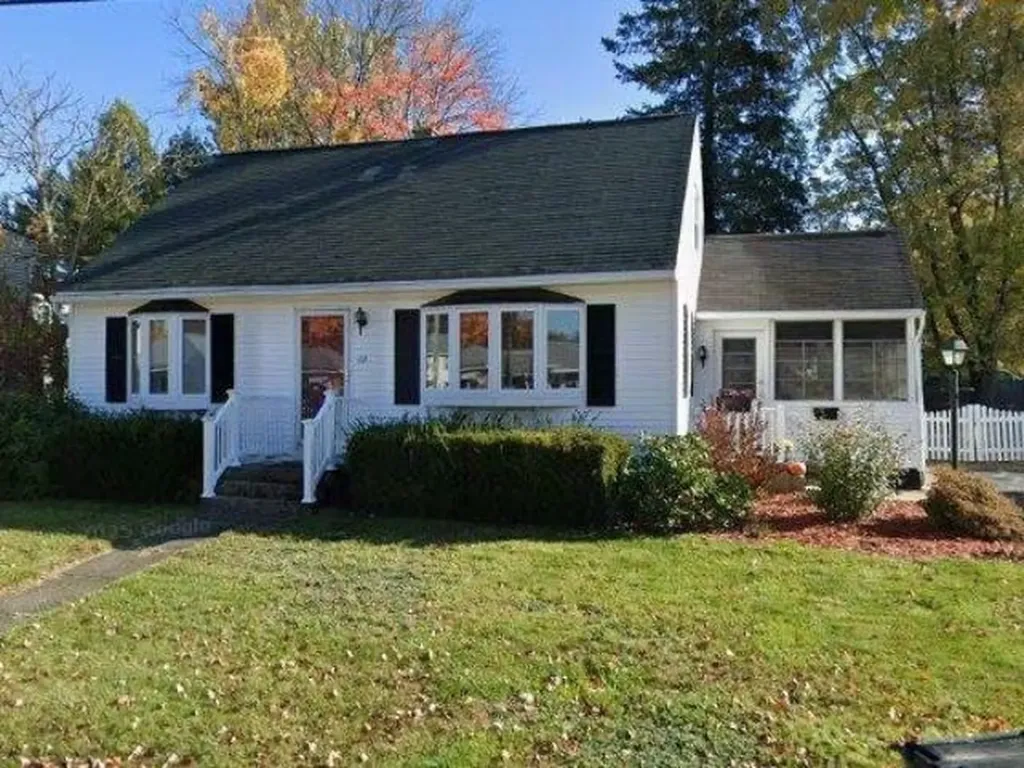 221 Platts Avenue Manchester NH 03109