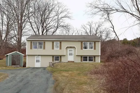 121 Truell Road Hartford VT 05001