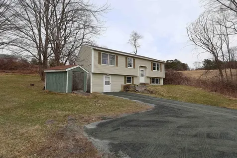 121 Truell Road Hartford VT 05001