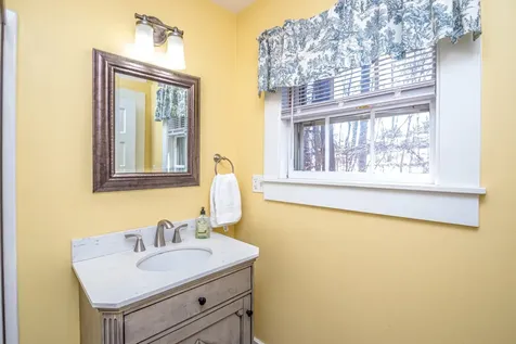 37 Cranmore Road Conway NH 03860