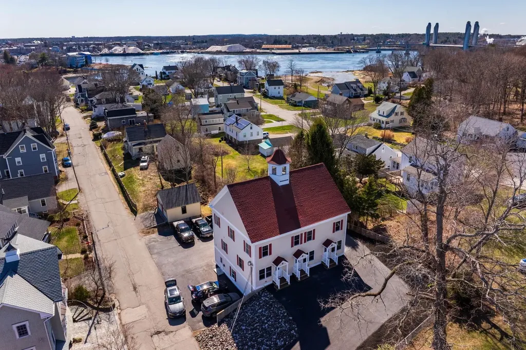 4 Stimson Street Kittery ME 03904