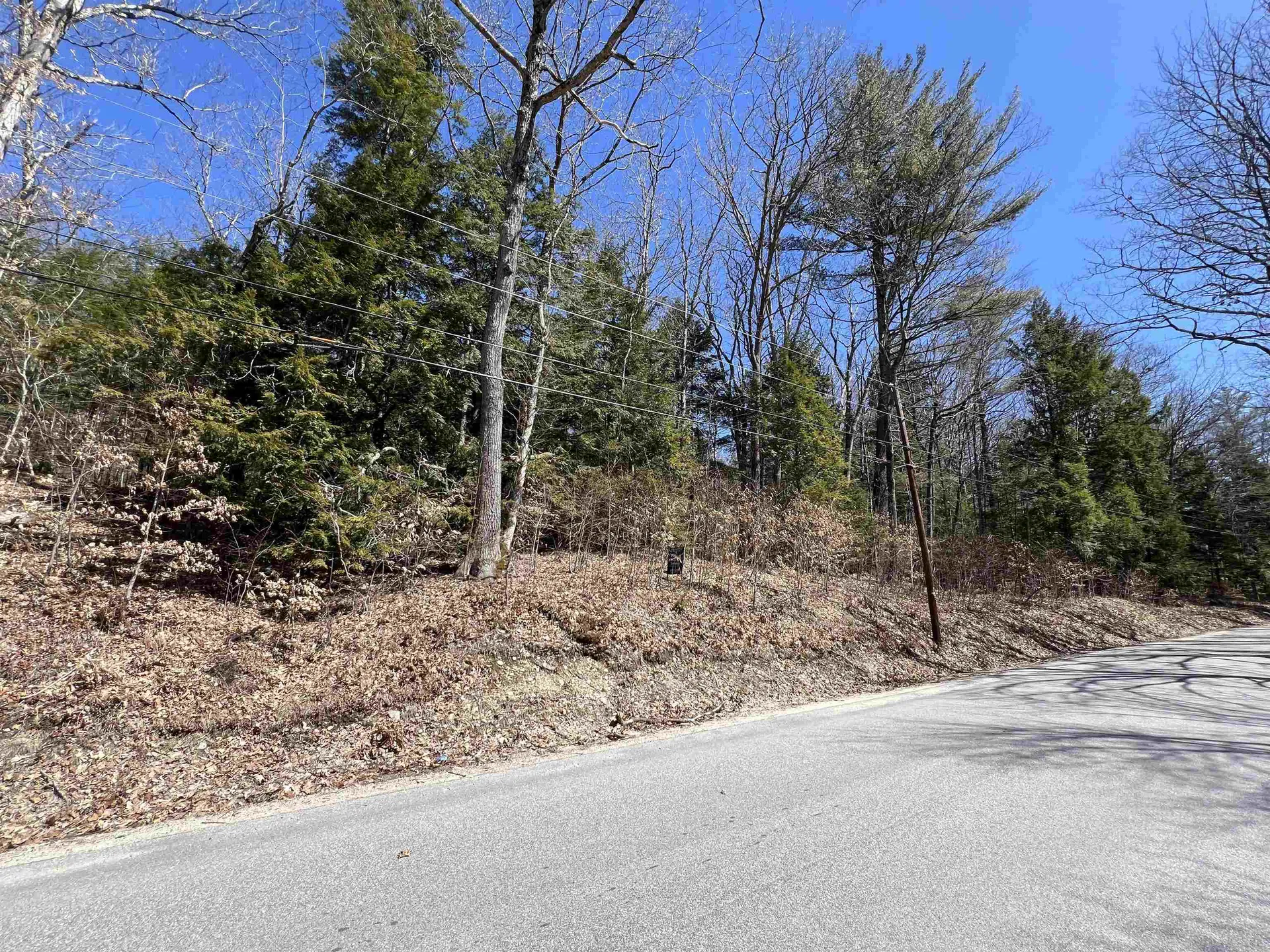 Roby Road Sutton NH 03273