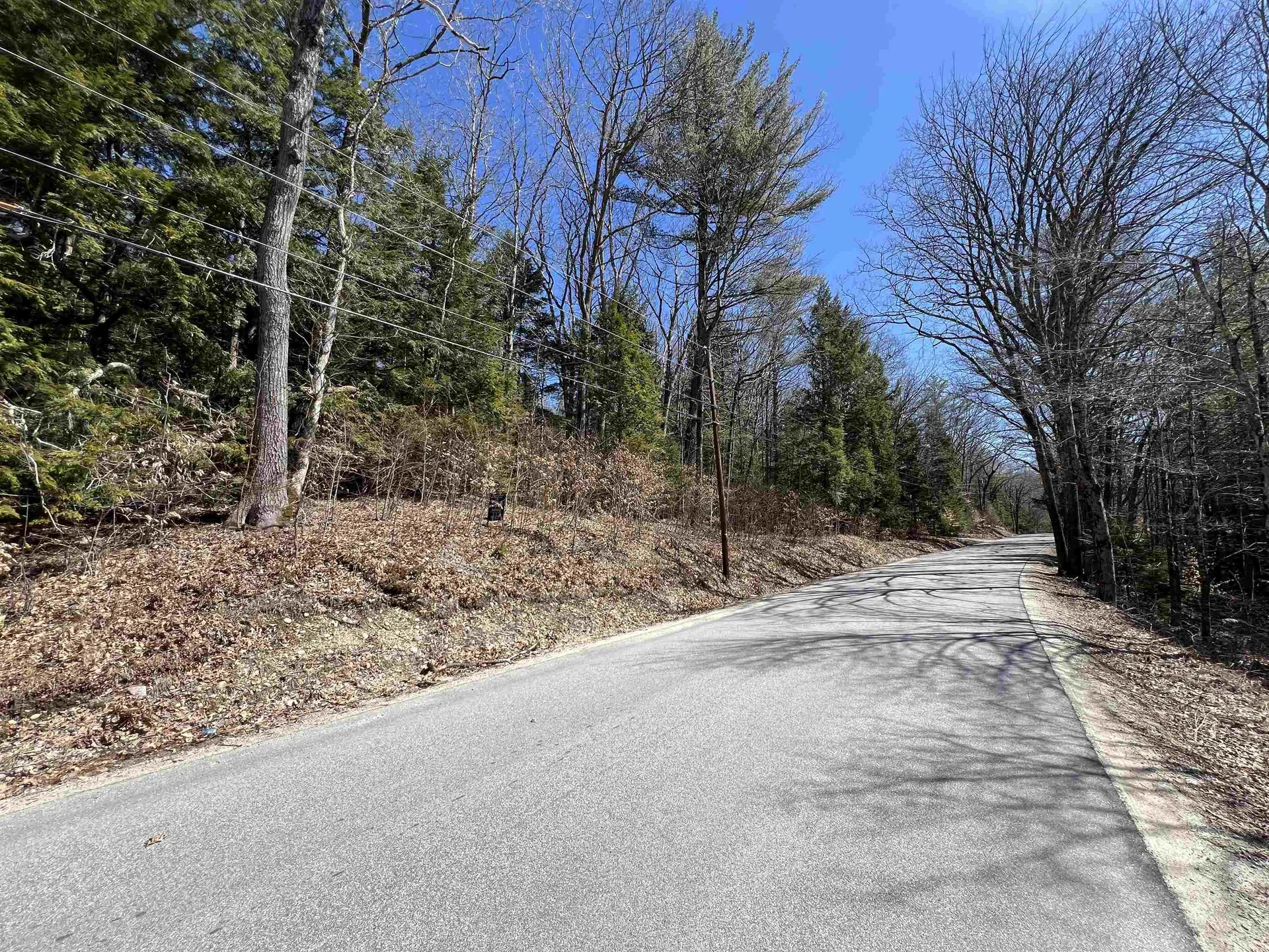 Roby Road Sutton NH 03273