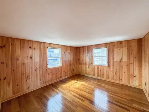 27 Thornton Street Hampton NH 03842