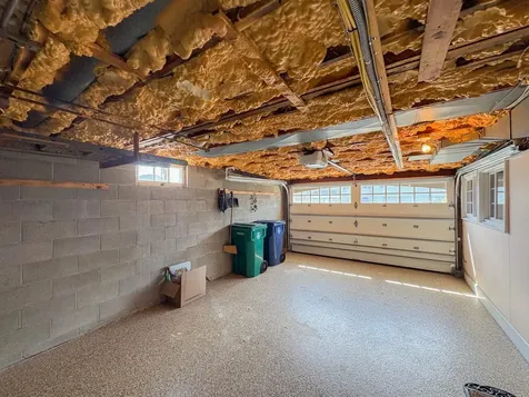 27 Thornton Street Hampton NH 03842