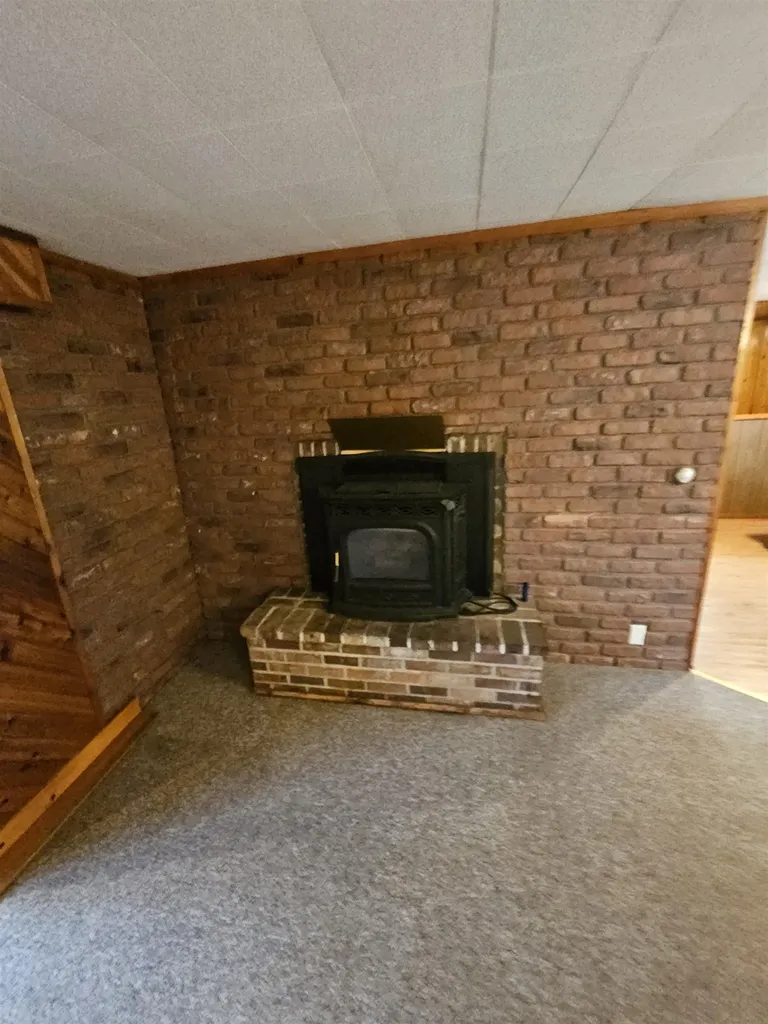 4 Pine Road Bennington VT 05201