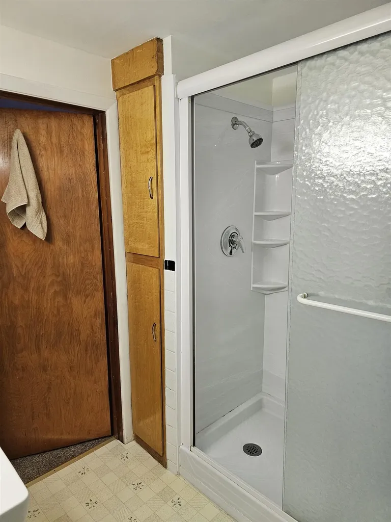 4 Pine Road Bennington VT 05201