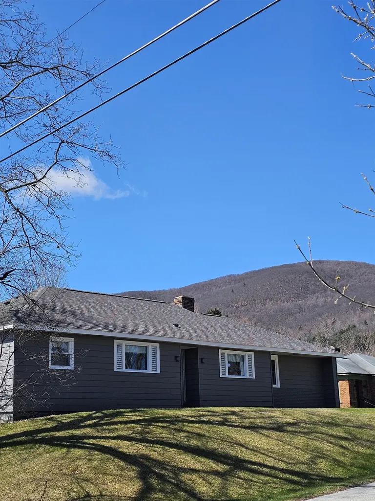 4 Pine Road Bennington VT 05201